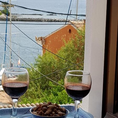 דירות גאיוס Sotiris Sea View מראה חיצוני תמונה